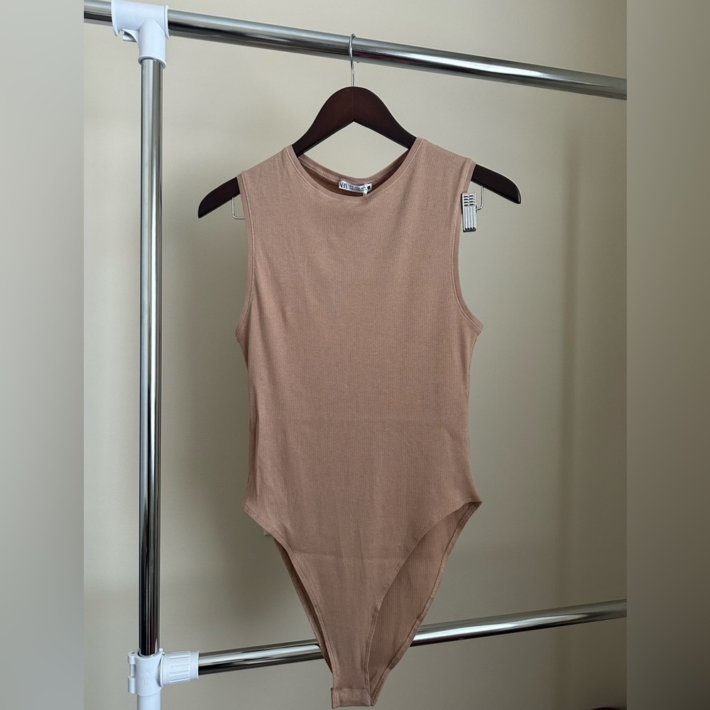 Women’s Zara Bodysuit - Picture 2 of 4